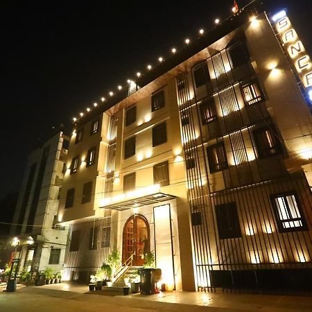 Sanca International Hotel In Patel Nagar Delhi New Delhi Extérieur photo