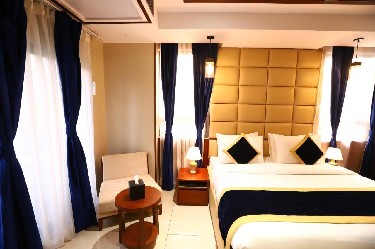 Sanca International Hotel In Patel Nagar Delhi New Delhi Extérieur photo