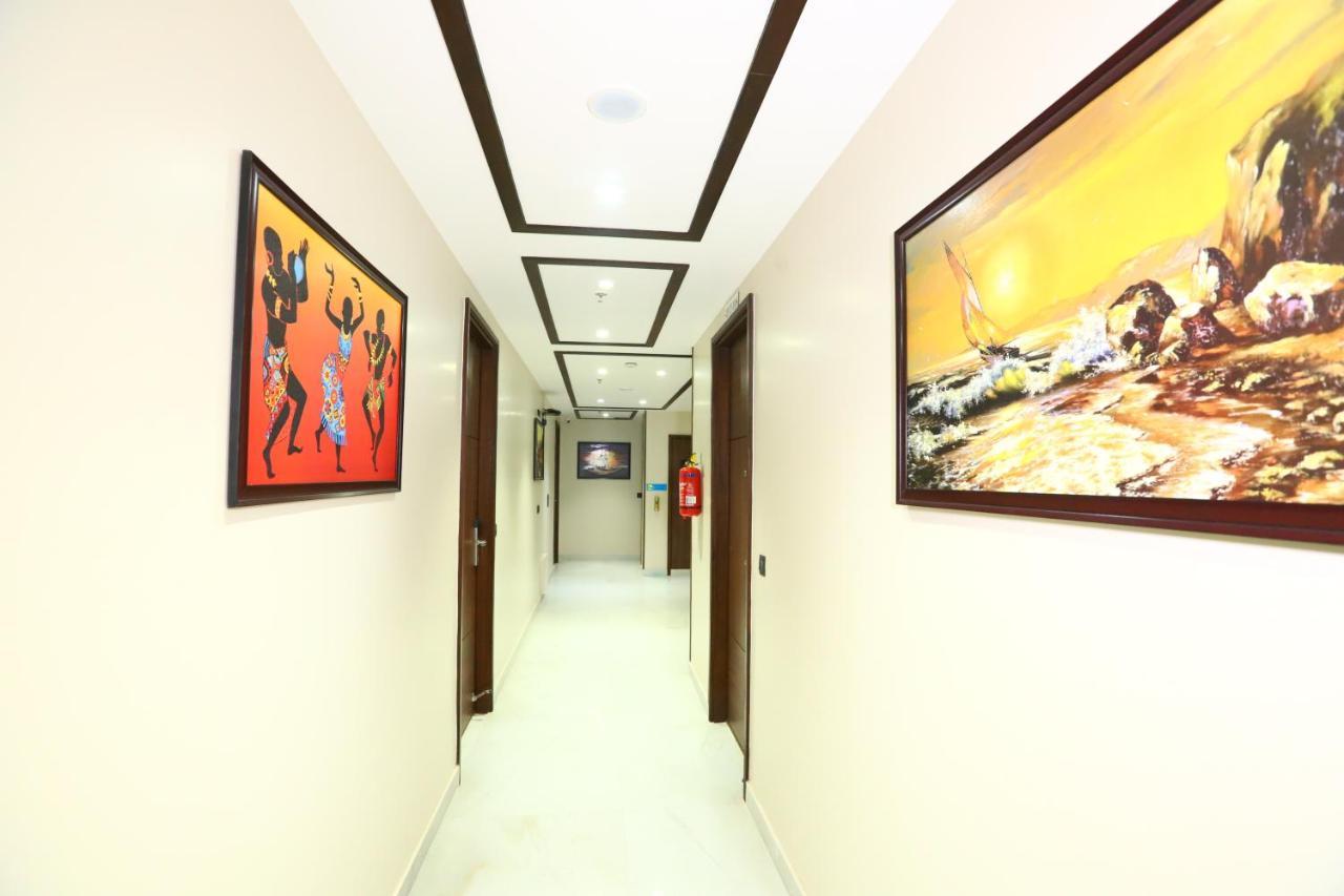 Sanca International Hotel In Patel Nagar Delhi New Delhi Extérieur photo